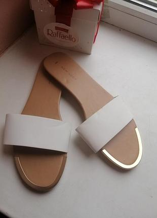 Новые шлепанцы 40-41р
