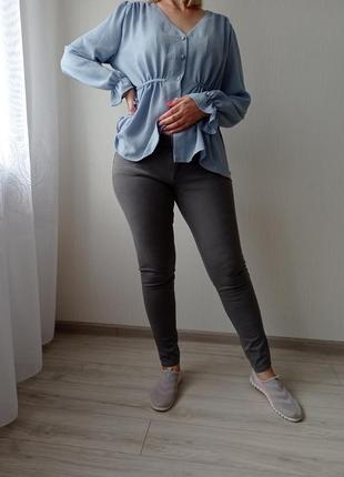 Скіні, джинси, штати сірі