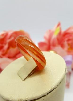 💍🦒 кольцо натуральный полудрагоценный цельный камень оранжевый агат р. 17,55 фото