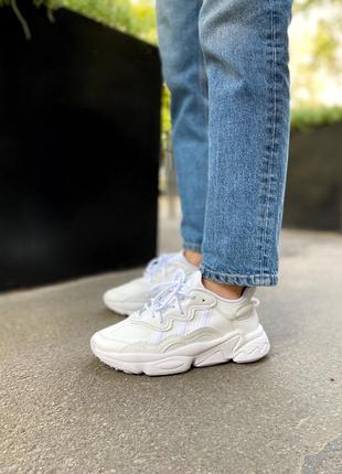 Женские стильные осенние кроссовки adidas ozweego white4 фото