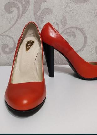 Шикарные туфли красные натуральна кожа кожаные2 фото