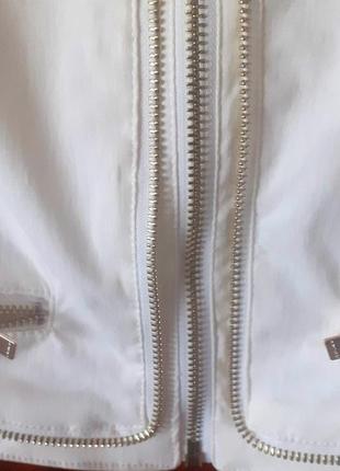 Белый стретчевый пиджак4 фото