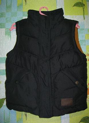 Жилетка "rebel" розмір 8-9 років ріст 134 див.
