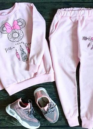 Костюм на дівчинку