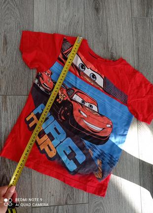 Модна футболка брендова