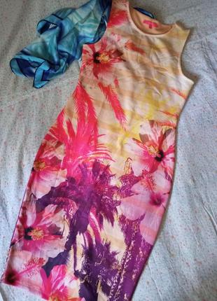 Платье из неопрена с фотопринтом,46-48рвзм.,next