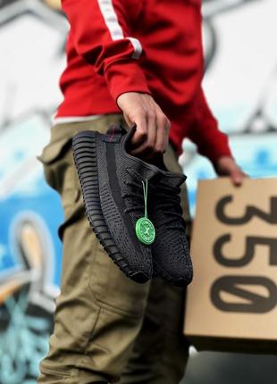 Топові чоловічі кросівки демісезонні adidas yeezy 350 чорні текстильні адідас рефлектив