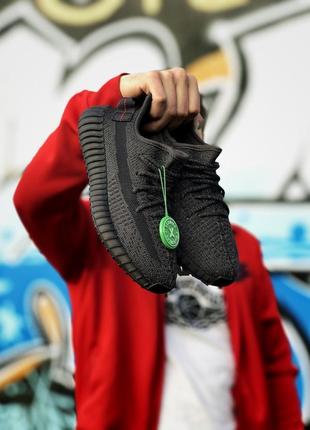 Топовые мужские кроссовки демисезонные adidas yeezy 350 чёрные текстильные адидас рефлектив2 фото