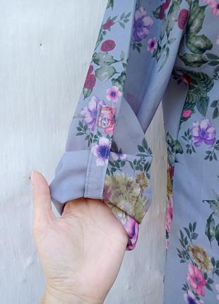 Легкая воздушная серая рубашка в цветочный принт 💐3 фото