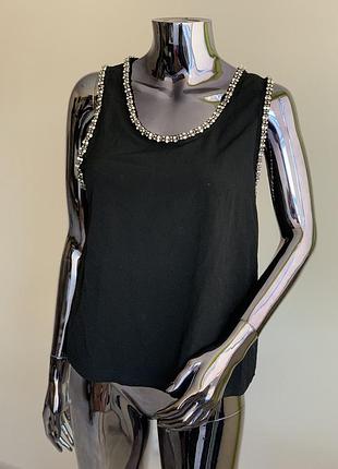 Майка з камушками