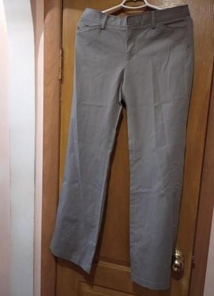 Женские брюки boot cut бренда uniqlo размер 46-48 (12 англ., )