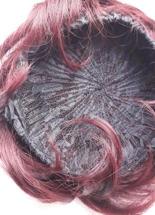 Парик шиньен цвет дикая вишня.