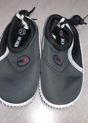 Аквашузы хлопчик 22-23р, тапочки для коралів