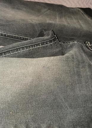 Джинсы узкачи в школу