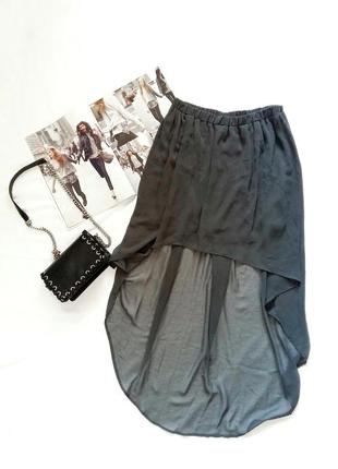 Асиметричная сіра спідниця zara на резинці. спереду трохи коротше, щоб не ховати ідеальні ніжки :)