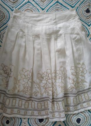 Белая юбка с восточными акцентами1 фото