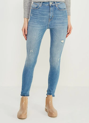 Стильные джинсы скини с высокой талией only1 фото
