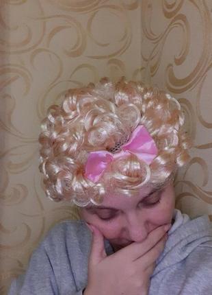 Карнавальный парик