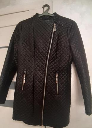 Плащ фірмовий roccobarocco