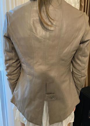 Итальянская кожаная куртка, размер s, грудь: до 90 см3 фото