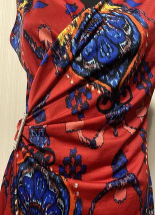 Червоне плаття міді принт 2