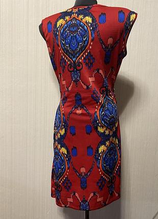 Красное платье миди в принт 5