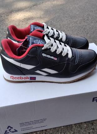 Женские кроссовки reebok classic leather