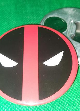 Кругла відкривачка на магніті deadpool дэдпул