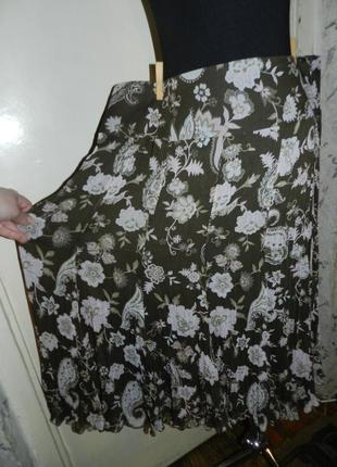 Лёгкая,миди юбка,плиссе,хаки в цветочный принт,большого размера,basler7 фото