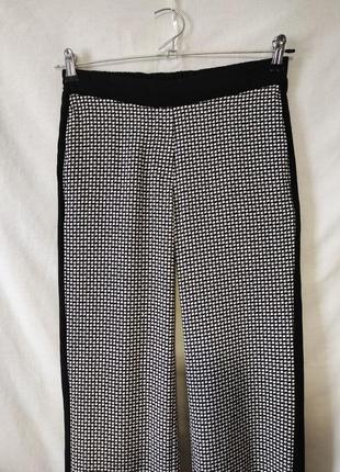 Широкі прямі брюки штани марлени з лампасами в клітинку2 фото