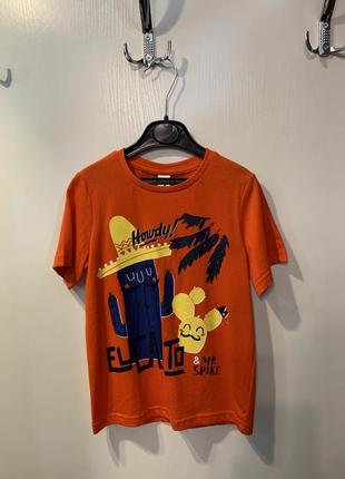 Детская красная футболка