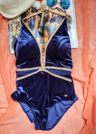 Дуже гарний купальник жіночий