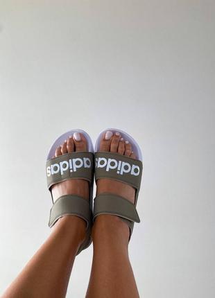 Adidas adelitte sandals olive slippers жіночі оливкові сандалі жіночі оливкові сандалі адідас7 фото