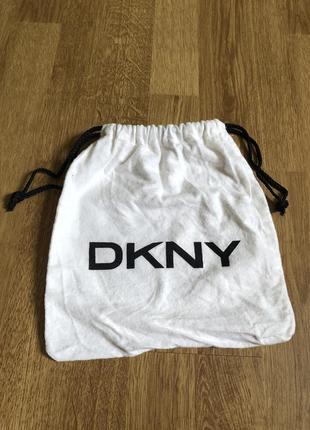 Пильник dkny