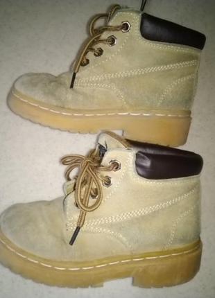 Детские замшевые  ортопедические ботинки на осень и зиму р.28 внутри терсошерсть1 фото