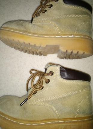 Детские замшевые  ортопедические ботинки на осень и зиму р.28 внутри терсошерсть2 фото