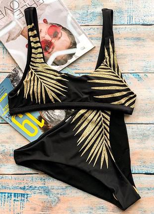 Чорний купальник