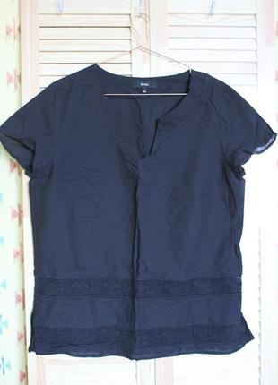 Катонова блузучка з деталями1 фото