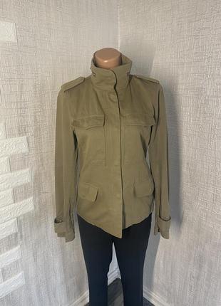 Стильна жіноча куртка вітровка піджак dkny