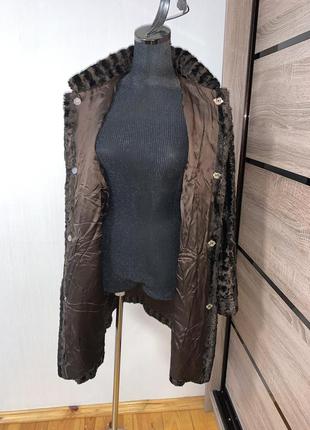 Пальто с накладными карманами со стриженого меха8 фото