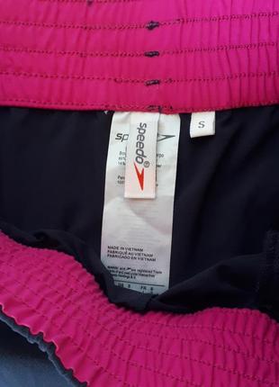 Короткие женские шорты для занятий спортом speedo (размер 36)5 фото