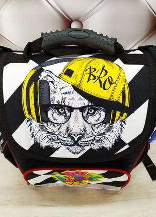 Рюкзак школьный каркасный для девочки с фонариками bagland, черный с котом 12 л.5 фото