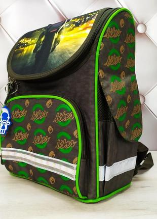 Рюкзак школьный каркасный для мальчика с фонариками bagland, цвета хаки, 12 л.5 фото