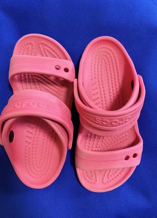 Босоніжки сандалі аквашузи crocs c11
