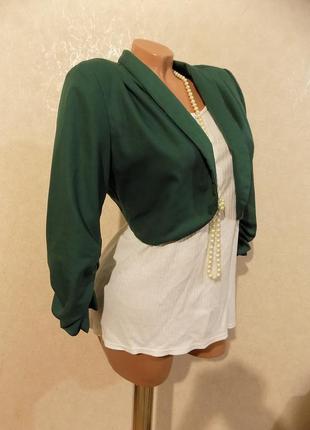 Пиджак-болеро зеленый фирменный размер 46