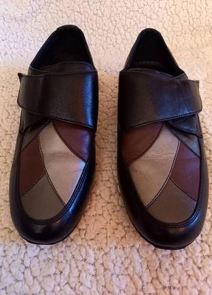 Натуральная кожа снаружи и внутри