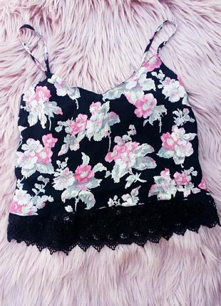 Топ в квітковий принт з мереживом