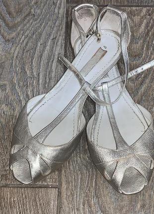Босоніжки 37р, nine west