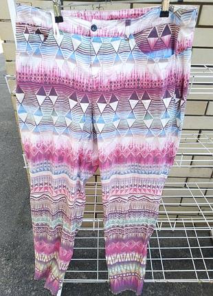 Джинсы женские, стрейчевые, размер 42