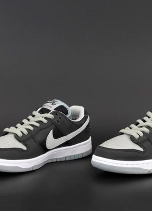 Nike sb dunk low жіночі чорні кросівки найк жіночі чорні кросівки3 фото